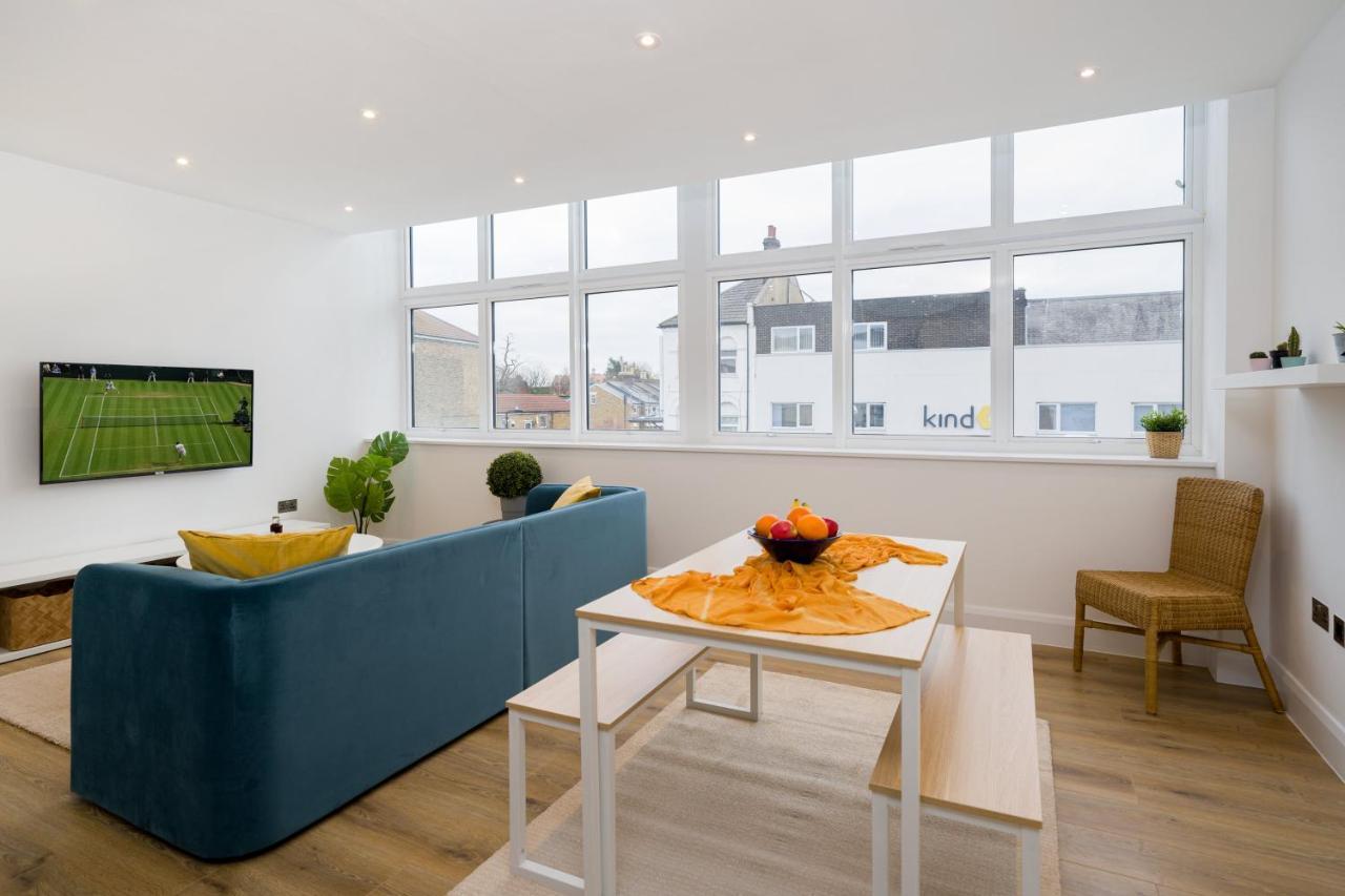 Panther House By Oval London Luaran gambar
