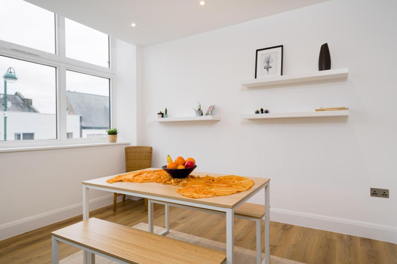 Panther House By Oval London Luaran gambar
