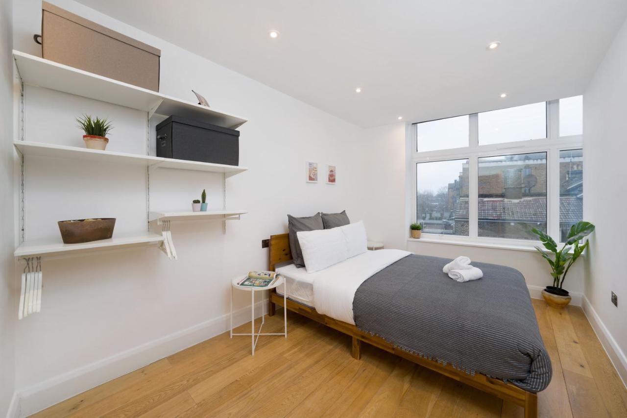 Panther House By Oval London Luaran gambar