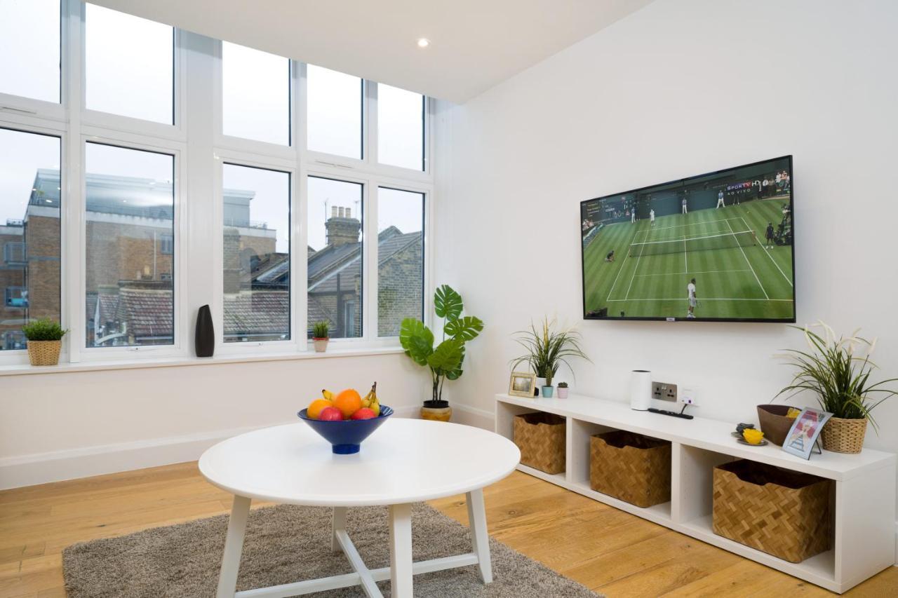 Panther House By Oval London Luaran gambar