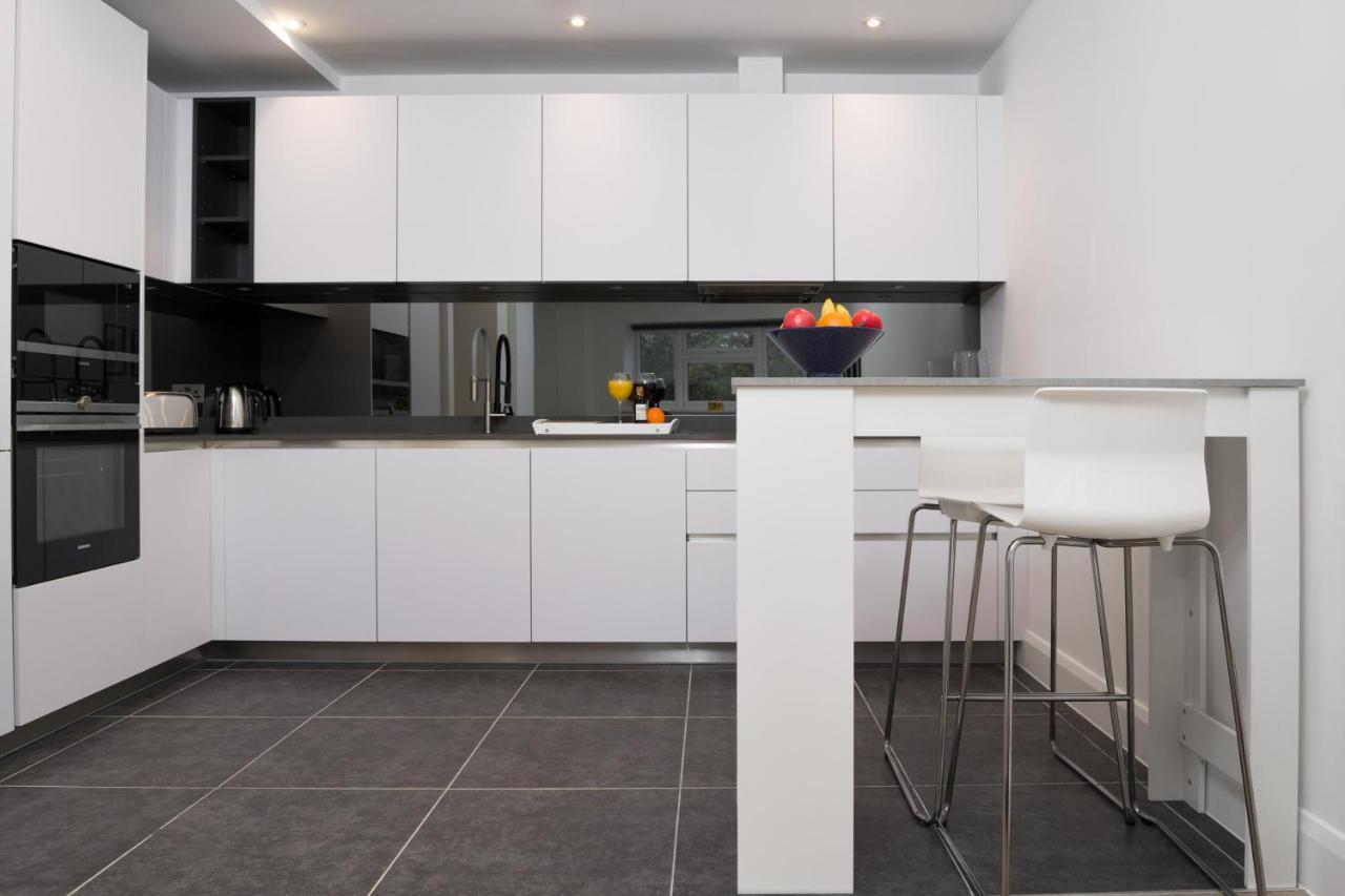 Panther House By Oval London Luaran gambar