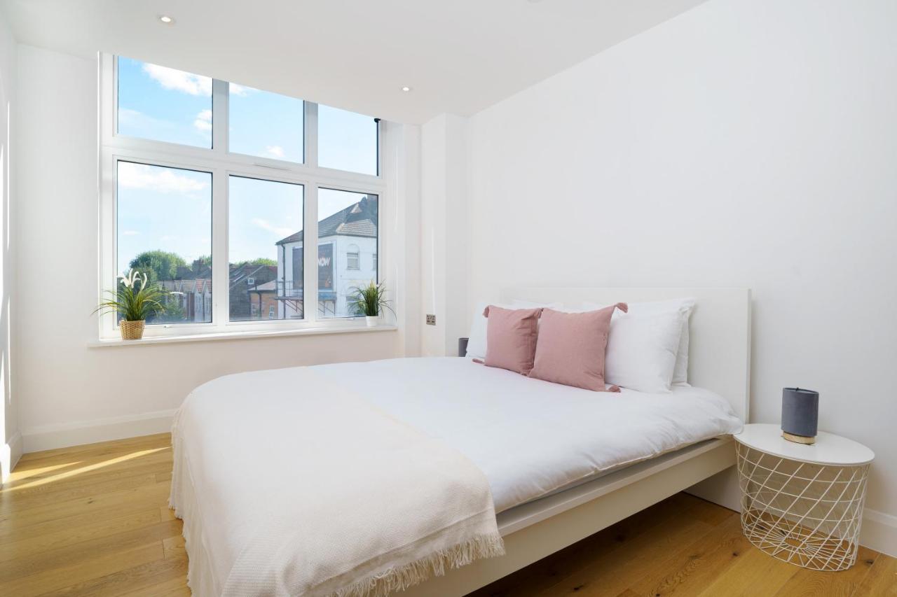 Panther House By Oval London Luaran gambar
