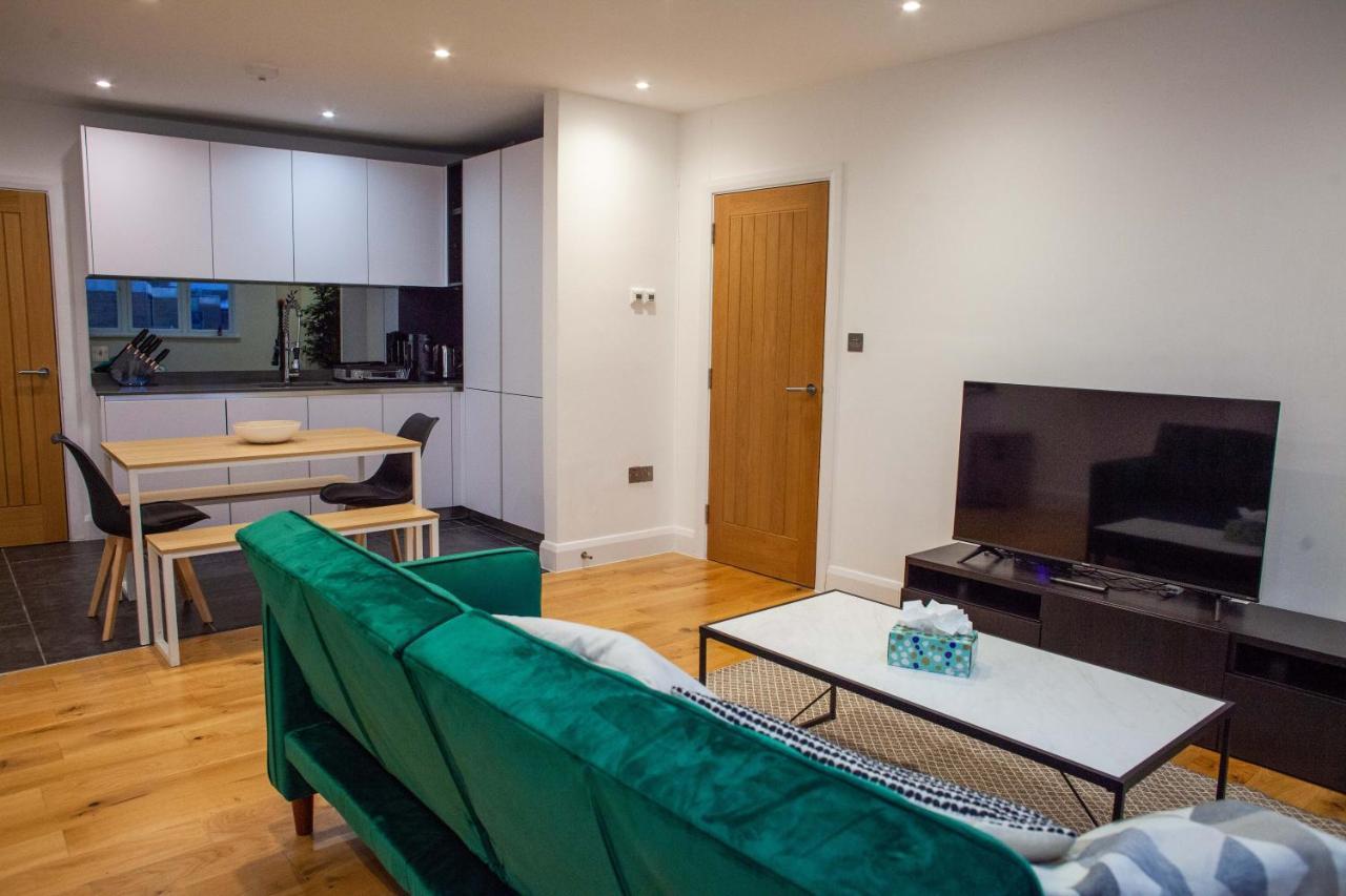 Panther House By Oval London Luaran gambar