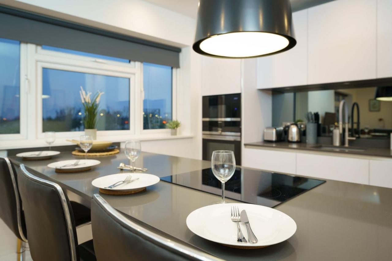 Panther House By Oval London Luaran gambar